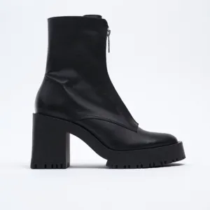 ZARA ZIPPERED LEATHER HEELED ANKLE BOOTS  SZ 6.5