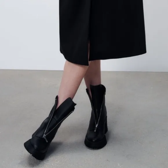 ZARA ZIPPERED LEATHER HEELED ANKLE BOOTS  SZ 6.5