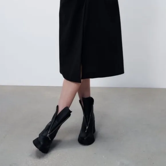ZARA ZIPPERED LEATHER HEELED ANKLE BOOTS  SZ 6.5