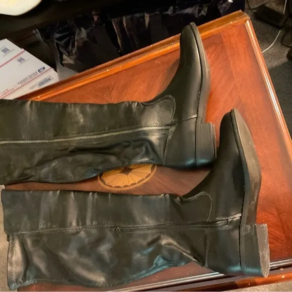 Zinna Wide Calf tall Boots. Dark Brown. Never Worn. Size 9.5