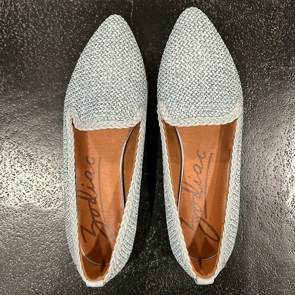 Zodiac Woven Hill Loafers Blue Raffia Size 7 NWOT